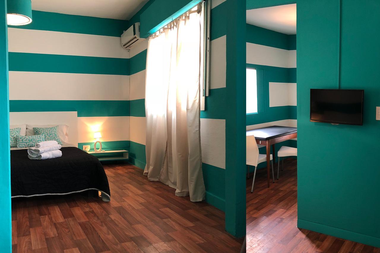Defensa 821 Bed And Breakfast 布宜诺斯艾利斯 外观 照片